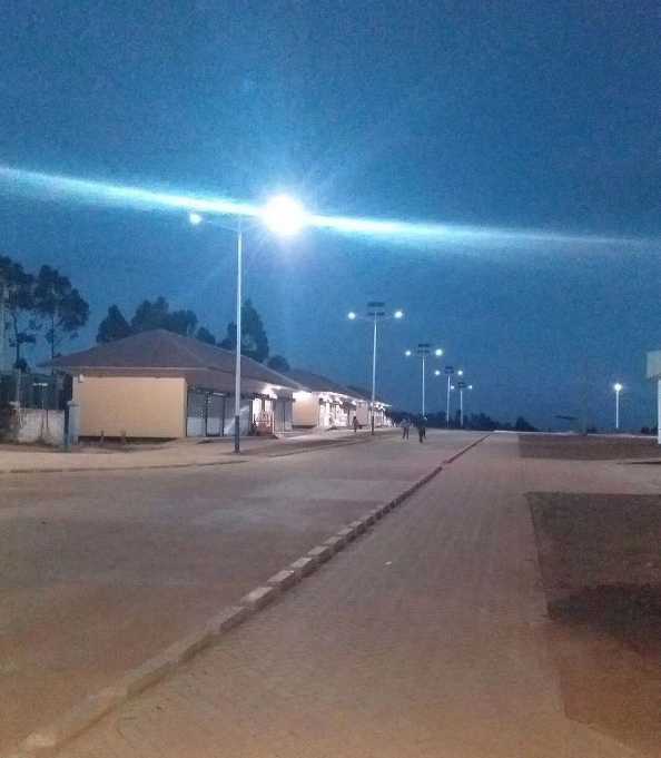 洪泽区非洲科特迪瓦太阳能路灯工程